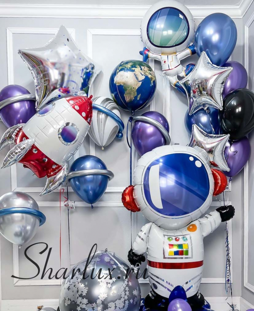 Композиция воздушных шаров "Космонавты"