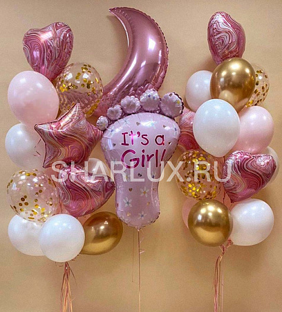 Композиция шаров на выписку для девочки Розовый полумесяц